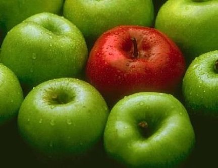 Le proprietà della mela e i benefici della regina della frutta