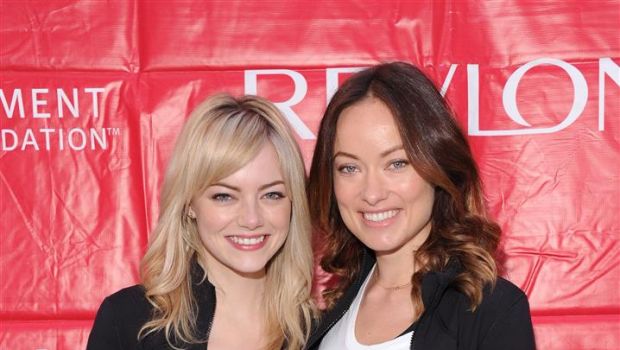 Revlon Run Walk 2013 NYC: le testimonial Emma Stone e Olivia Wilde &#8220;in corsa&#8221; per raccogliere fondi