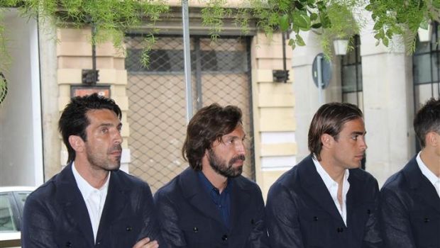Trussardi veste la Juventus per la stagione 2013 2014: le foto con Buffon, Pirlo, Matri e Chiellini