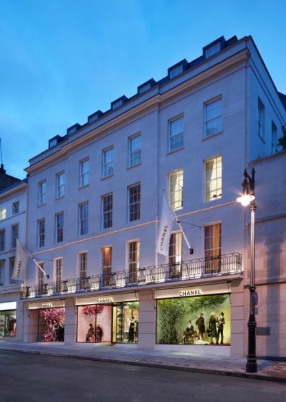 Chanel Londra New Bond Street: la nuova boutique, le foto del party con le celebrities