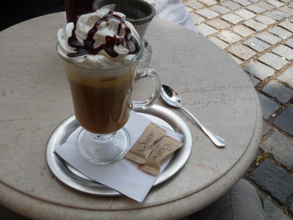 Come fare il caffè shakerato, una bevanda che rinfresca i pomeriggi estivi