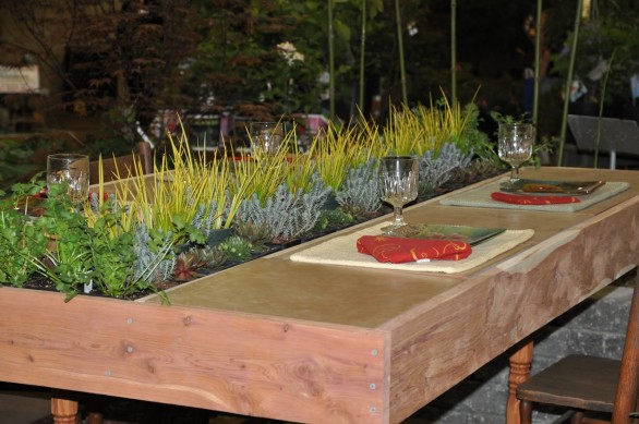 Mangiare green, il tavolo con l’orto incorporato