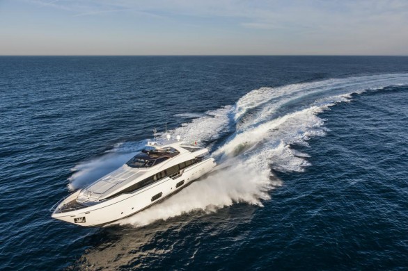 Yacht di lusso Ferretti 960, la nuova ammiraglia al debutto