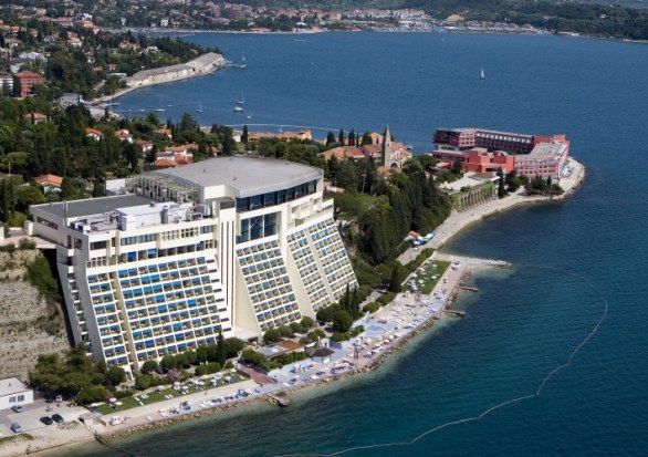 Estate a Portorose tra spiagge vip e ristoranti sul mare