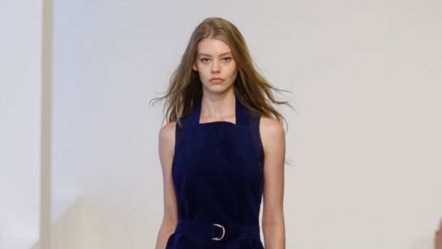 Calvin Klein, la collezione Resort 2014: l&#8217;utilitarismo urbano e chic, tutte le foto della sfilata