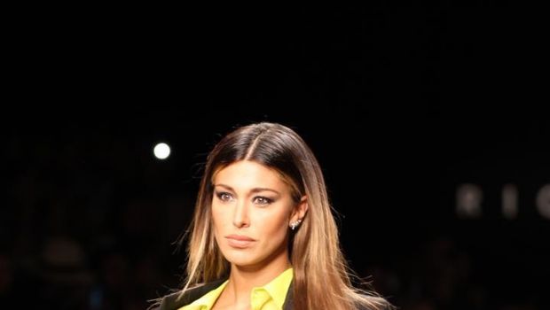 Sfilate Moda Uomo Giugno 2013: Belen Rodriguez sfila per John Richmond, la collezione uomo PE 2014