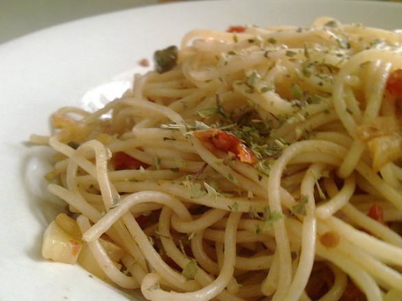 La pasta con aglio e olio per chi ha fretta