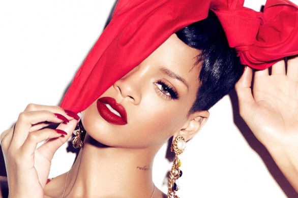 Rihanna MAC makeup: la campagna RIRI love Mac Summer 2013 e la collezione in limited edition