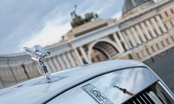 Rolls Royce apre un nuovo showroom a San Pietroburgo