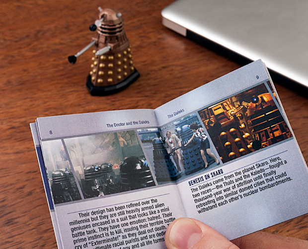 Doctor Who, Dalek e TARDIS con libretto in miniatura
