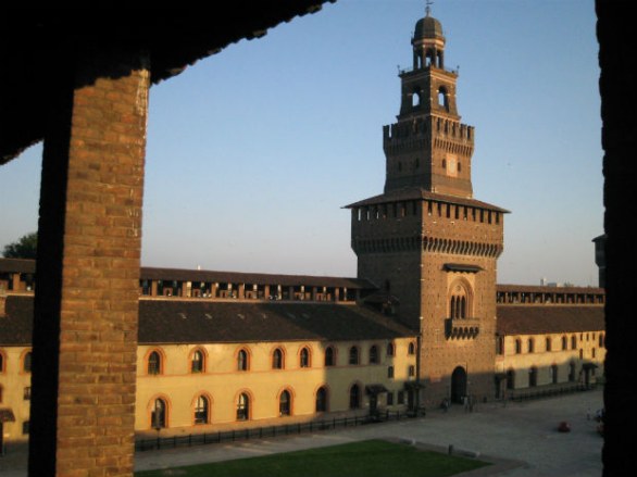 Al Castello Sforzesco di Milano con le donne, i cavalier l’arme e gli amori