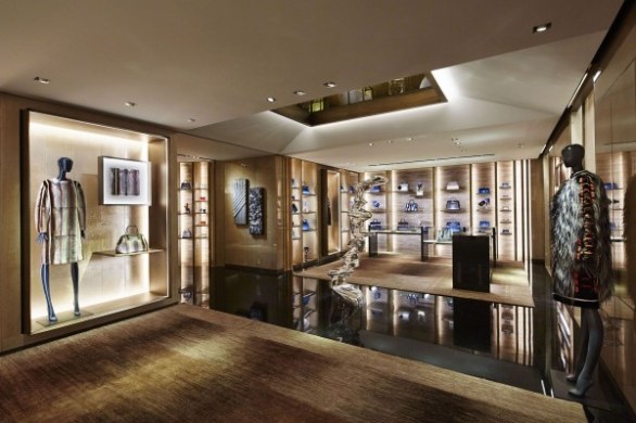 Fendi apre nuova boutique di lusso a Parigi | Le foto