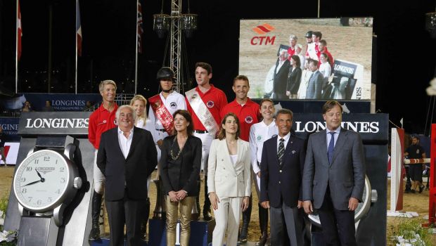 Longines Global Champions Tour 2013: cerimonia di premiazione con Charlotte Casiraghi a Montecarlo
