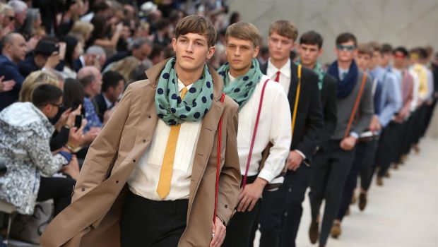 Burberry Prorsum Uomo, la collezione primavera estate 2014: le foto della sfilata e le celebrities