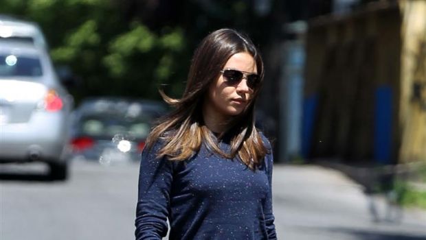 Celebrities Style 2013: Mila Kunis, Miranda Kerr e Sienna Miller in Havaianas, le foto