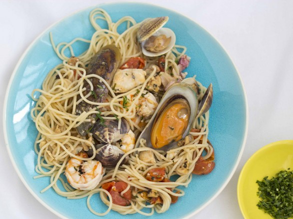 Come fare la pasta con frutti di mare