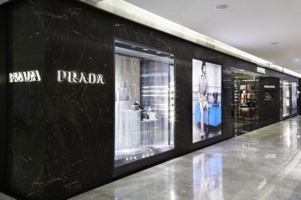 Prada apre nuova boutique di lusso a Seoul in Corea del Sud