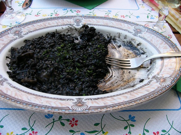 Il risotto al nero di seppia con la ricetta semplice