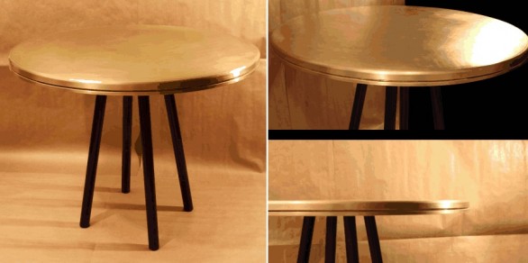 Circle di Mariolina Zinelli, un tavolo salvaspazio elegante e versatile