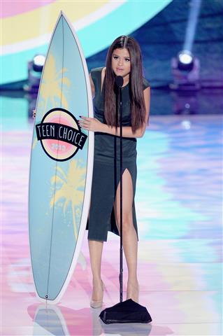 Teen Choice Awards 2013 vincitori: One Direction, Selena Gomez e Ashton Kutcher, tutte le foto