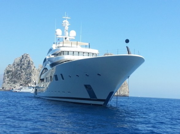 Yacht di lusso Ace a Capri per sognare ad occhi aperti