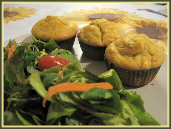 I muffin salati al prosciutto con la ricetta semplice