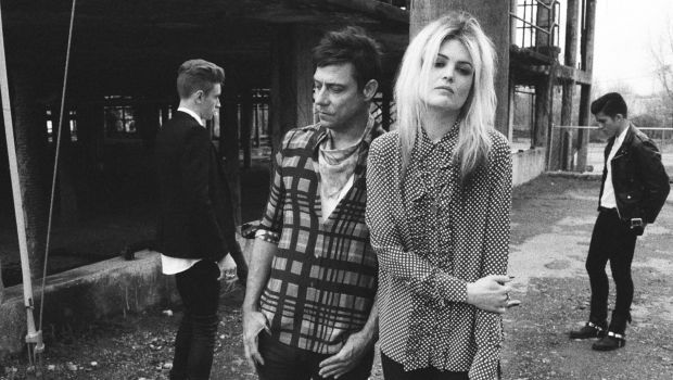 Equipment, la campagna pubblicitaria autunno inverno 2013 2014: protagonisti i The Kills