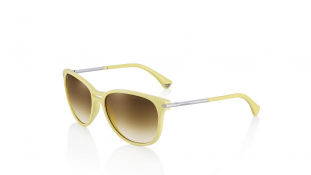 Tendenze estate 2013: Emporio Armani sunglasses, i modelli must have per lui e per lei
