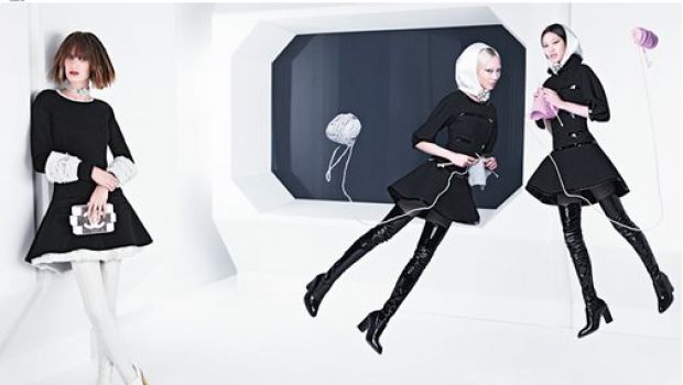 Chanel, campagna pubblicitaria autunno inverno 2013 2014: la moda spaziale, foto di Karl Lagerfeld