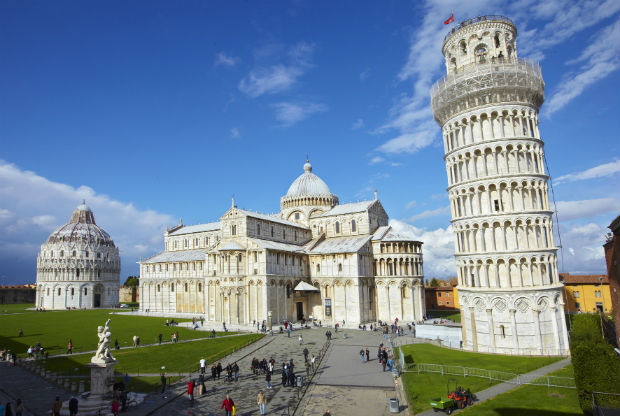 La Torre di Pisa si raddrizza, recuperati 2,5 centimetri
