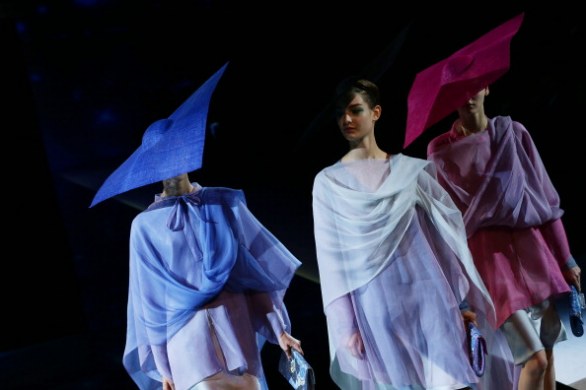 La sfilata Giorgio Armani primavera estate 2014 al Milano Moda Donna