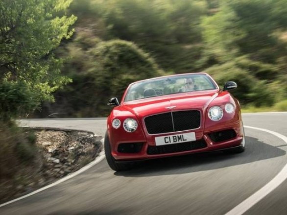 Bentley Continental GT V8 S per accentuare le caratteristiche sportive