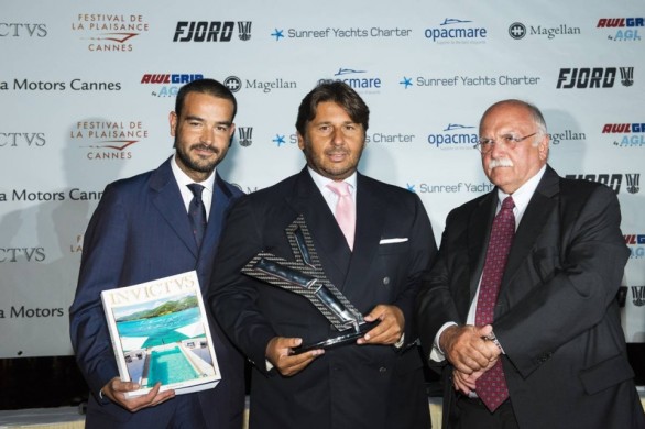 Yacht di lusso CRN J&#8217;ade vince il World Yacht Trophy