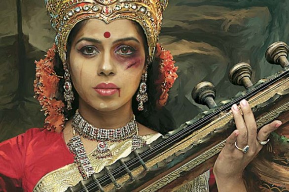 Contro la violenza sulle donne in India la campagna shock con le dee picchiate
