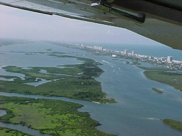 Ricco vuole barattare la sua isola in Florida con una Ferrari Enzo