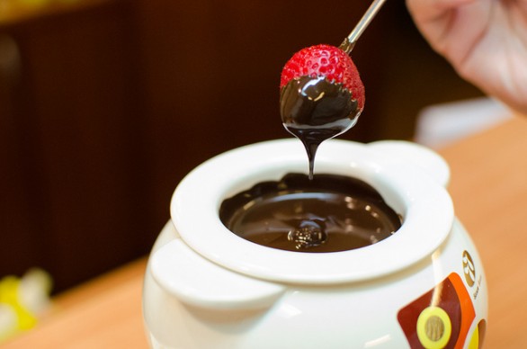 Come fare la fonduta al cioccolato con la ricetta originale