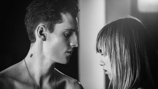 Burberry Brit Rhythm for men: il nuovo profumo maschile, le foto e il video della campagna