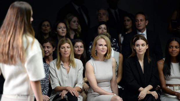 Calvin Klein collezione primavera estate 2014: la sfilata a New York con Nicole Kidman, le foto