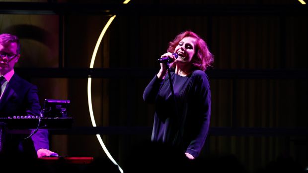 Sfilate Moda Milano Settembre 2013: Agnona, il concerto esclusivo di Alison Moyet, tutte le foto