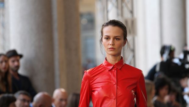 Milano Fashion Week Settembre 2013: il gusto del viaggio al femminile di Trussardi, la PE 2014