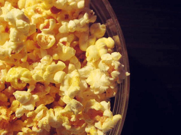 Fare in casa croccanti pop corn salati o dolci