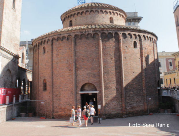 Rotonda di San Lorenzo a Mantova | adotta un mattone