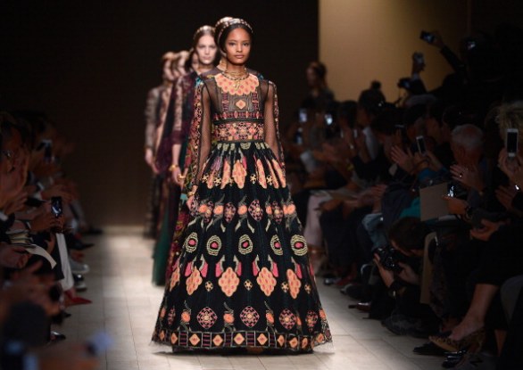 Valentino e l&#8217;opera italiana per la primavera estate 2014 alla Paris Fashion Week