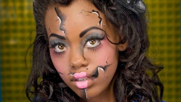 Come fare il trucco da bambola assassina per Halloween