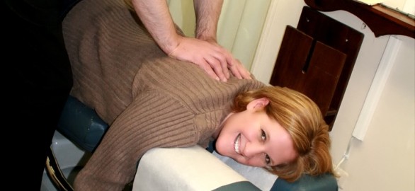 Massaggi dal chiropratico: i prezzi e le controindicazioni