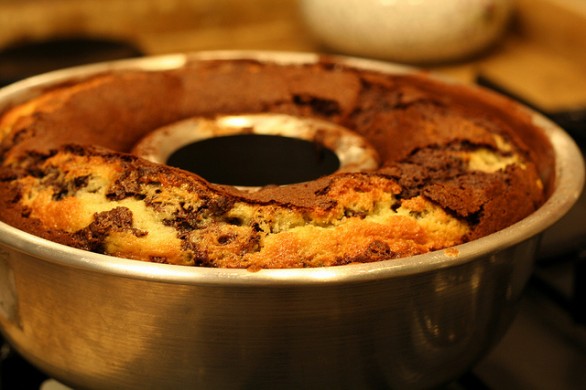 Come fare la ciambella bicolore per la colazione