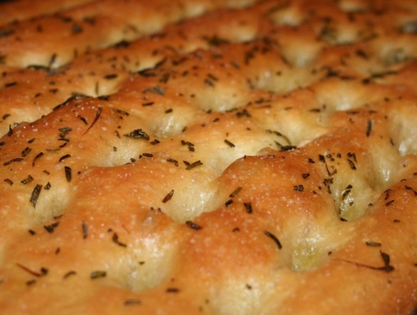 Come fare una focaccia vegetariana semplice e gustosa