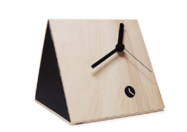 Gli orologi di design da tavolo Boxclock by Tothora personalizzabili
