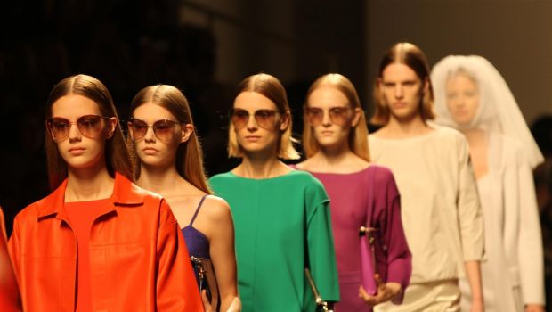 Max Mara, la collezione primavera estate 2014: eleganza neo-minimal, le foto della sfilata