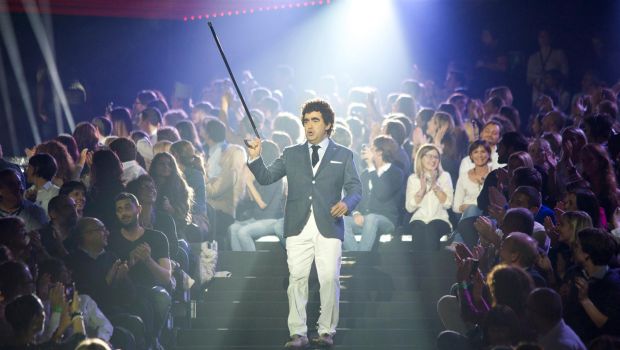 X Factor 2013 Italia: Elio veste Luigi Bianchi Mantova, i capi sartoriali di Lubiam
